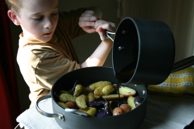 Glazing the potatoes