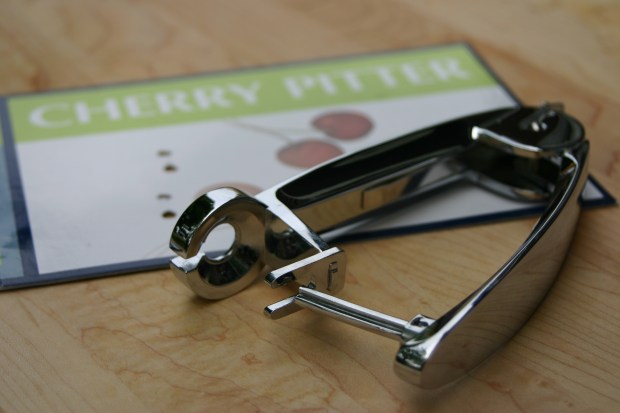 cherry pitter