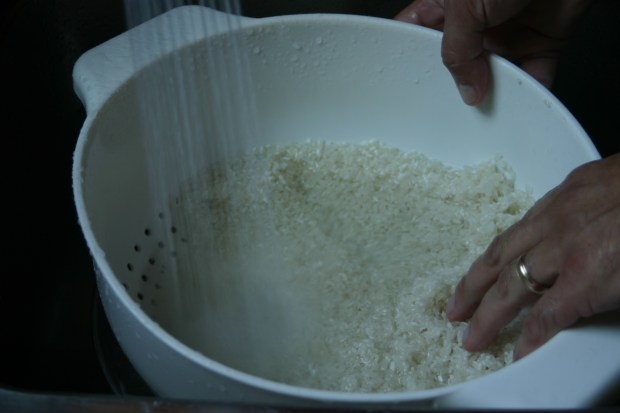 washing rice