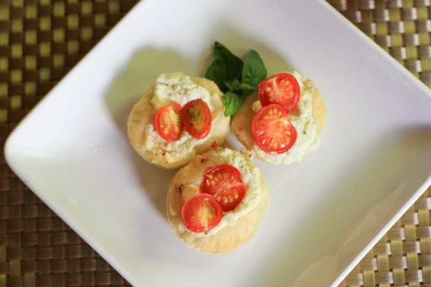 puff pastry tomato tartlets